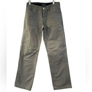 Arc’teryx Women’s Cargo Hiking Pants. Gray. 100% cotton. Size 31.